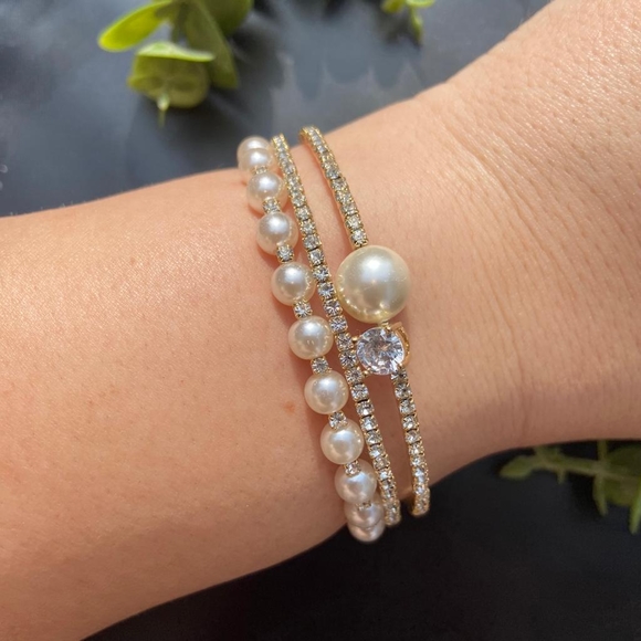 Pearlcore Gold Luxury Bracelet - Picture 7 of 8